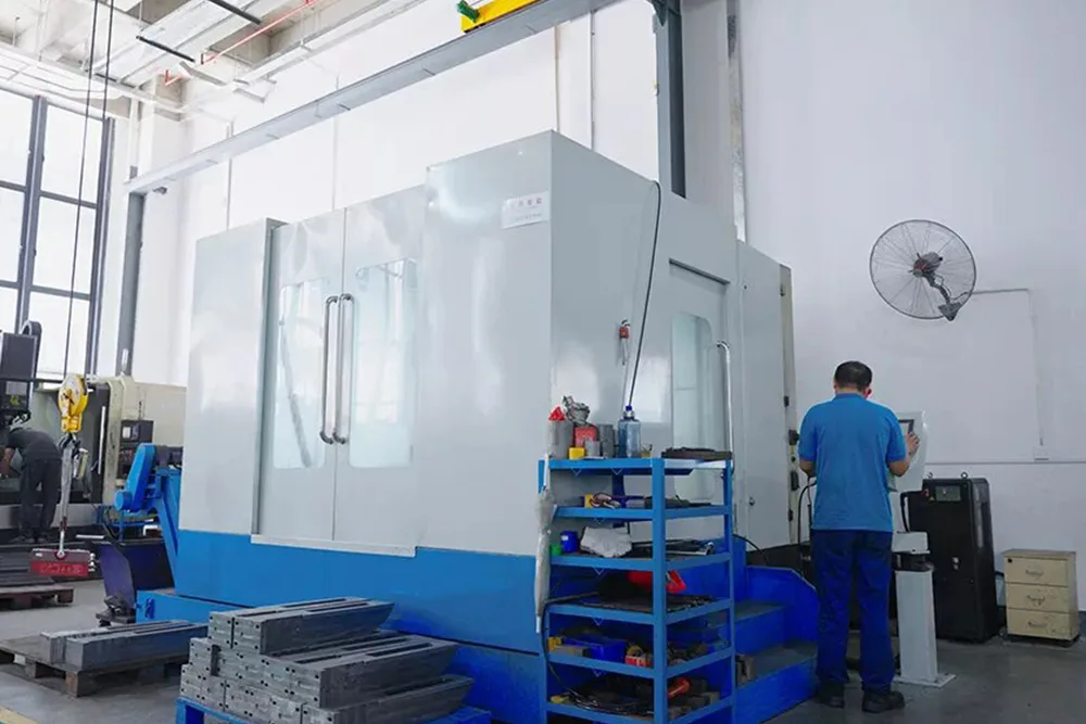 Несколько распространенных проблем, возникающих при нарезании резьбы в глухих отверстиях.